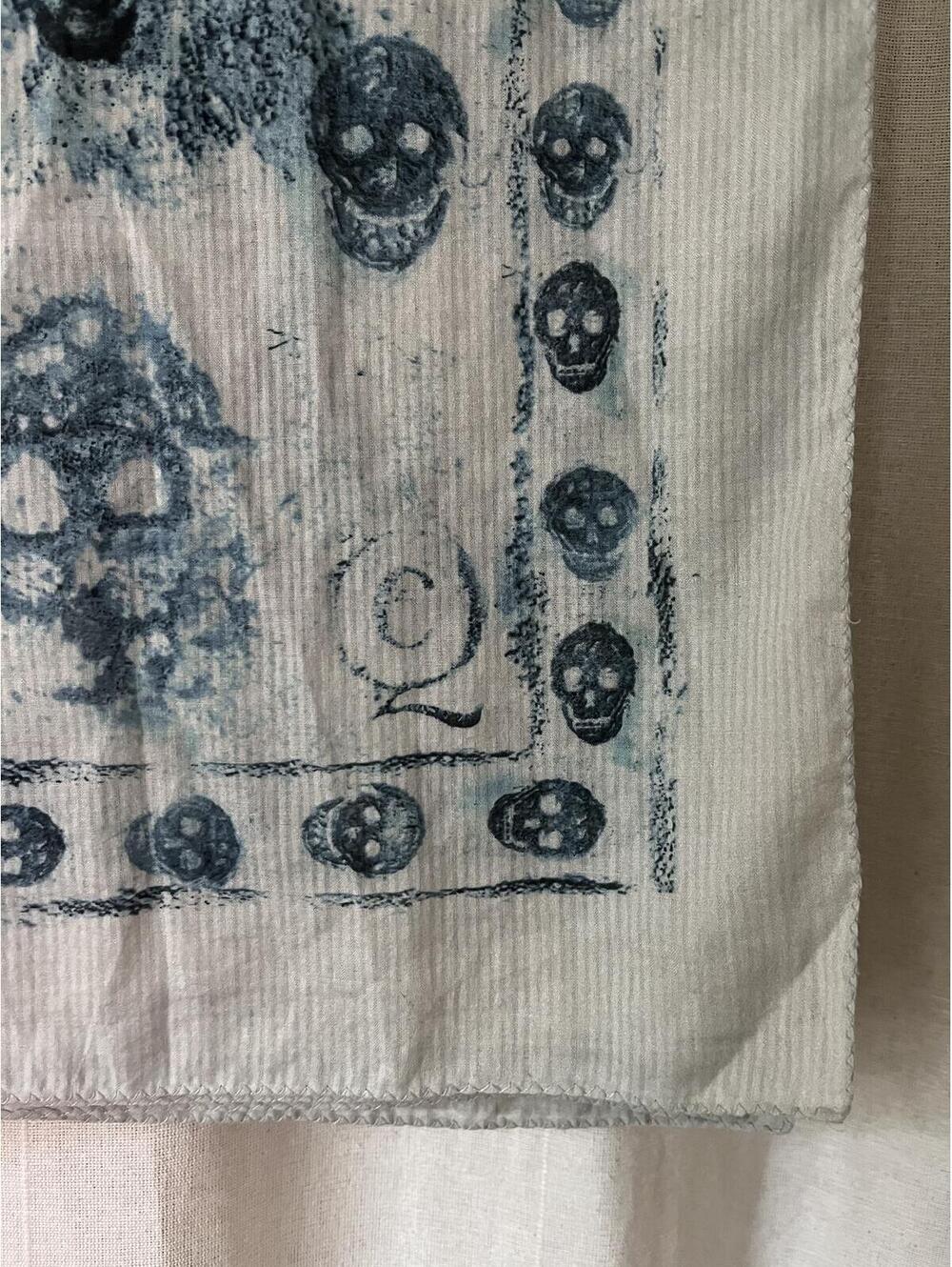 VINTAGE ALEXANDER MCQUEEN SKULL SCARF LIMITED EDITION